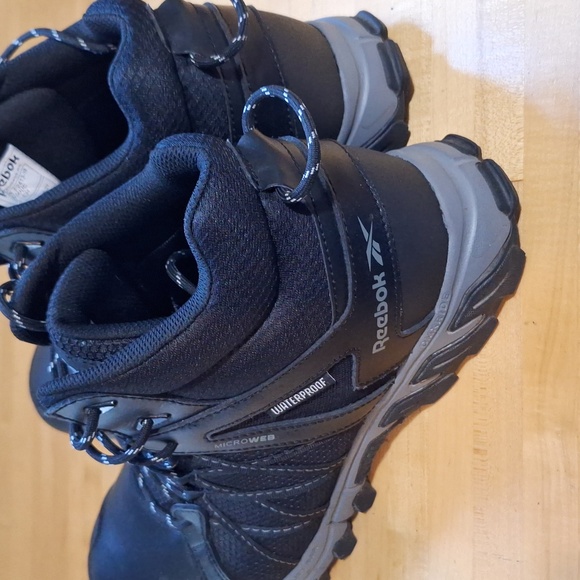 Reebok Work Mens Work Waterproof Athletic Mid Cut Shoes Boots Size 10.5 - Picture 4 of 9